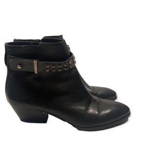 Franco Sarto Black Leather Quest Ankle Boot Size 9